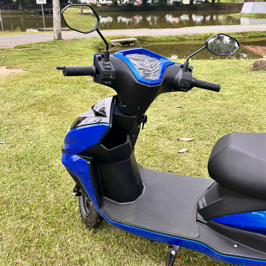 Scooter Elétrica 1000W, Velocidade Máx. 42km, Autonomia de 90km - Azul - HFRANK SL1000-A