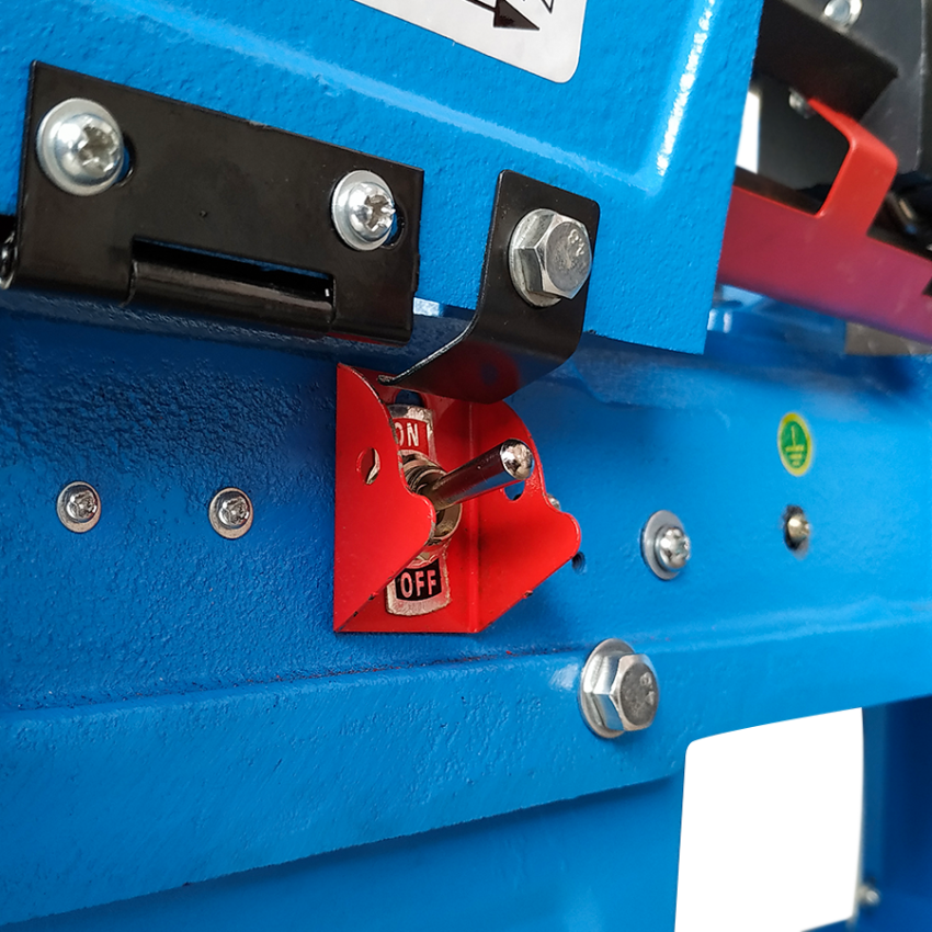 Serra Fita 370W Strom BS115 – 3 Velocidades, 110mm, 220V